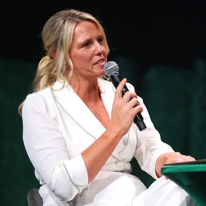 Jacqui Hurley Keynote Speaker Booking Agent