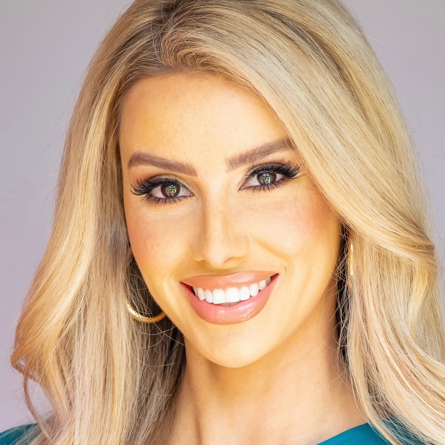 Sara Cardona Keynote Speaker Booking Agent